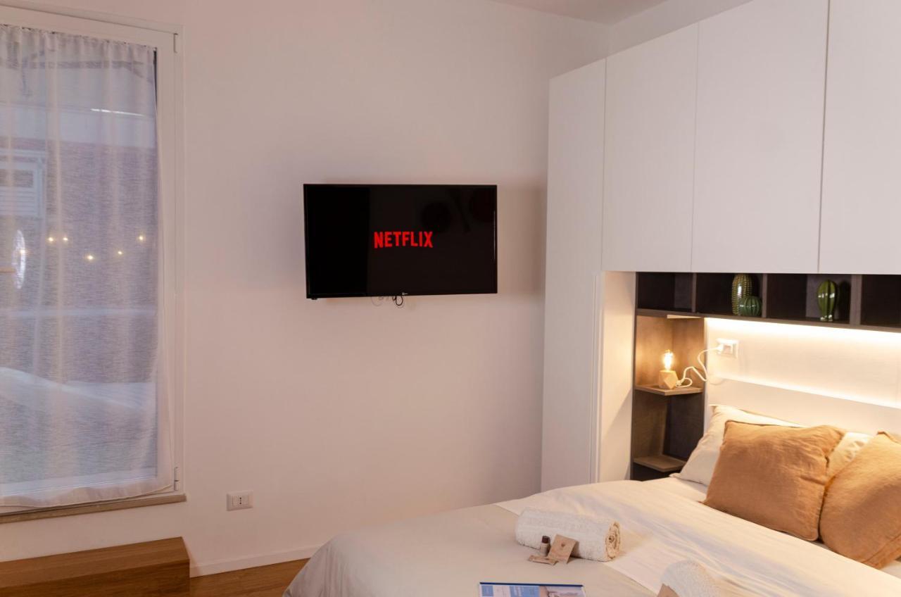 Apulialux Penthouse & Garden Con Spa In Centro Appartement Bari Buitenkant foto