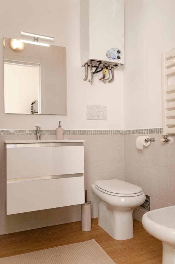 Apulialux Penthouse & Garden Con Spa In Centro Appartement Bari Buitenkant foto